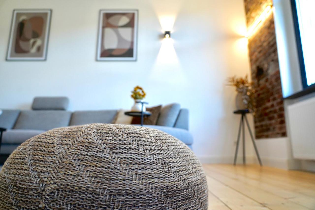 Luxurioeses Altbau Im Szenenviertel Lägenhet Wuppertal Exteriör bild